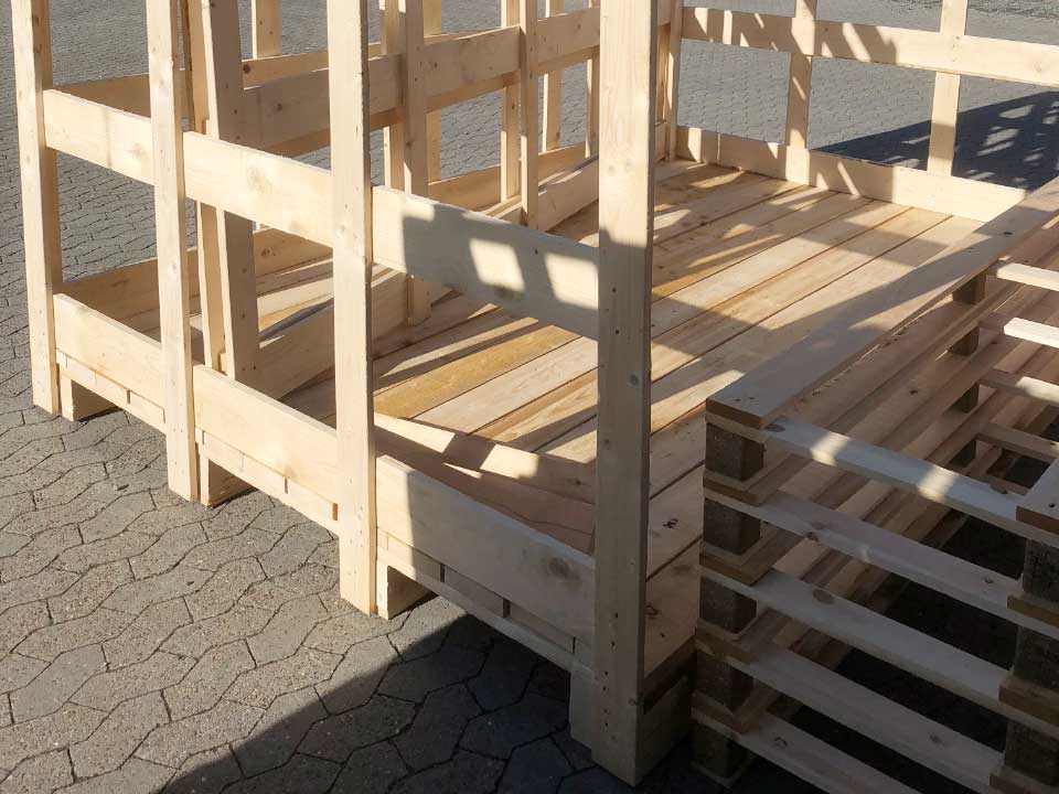 tremmekasse i varmebehandlet træ som transportkasse